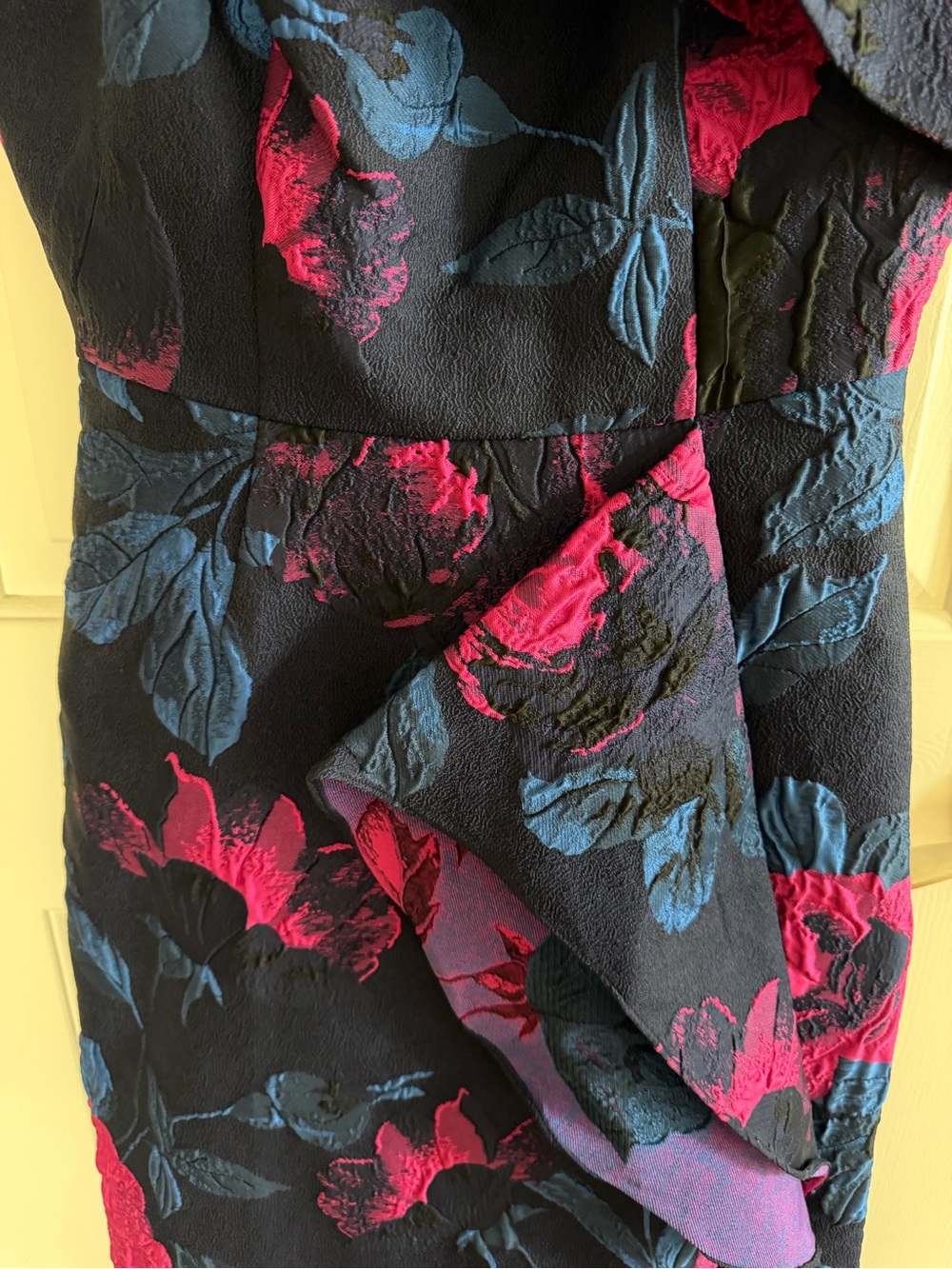 Adrianna Papell One Shoulder Floral Jacquard Gown In Navy Orchid NWT Size 4 - Picture 10 of 12
